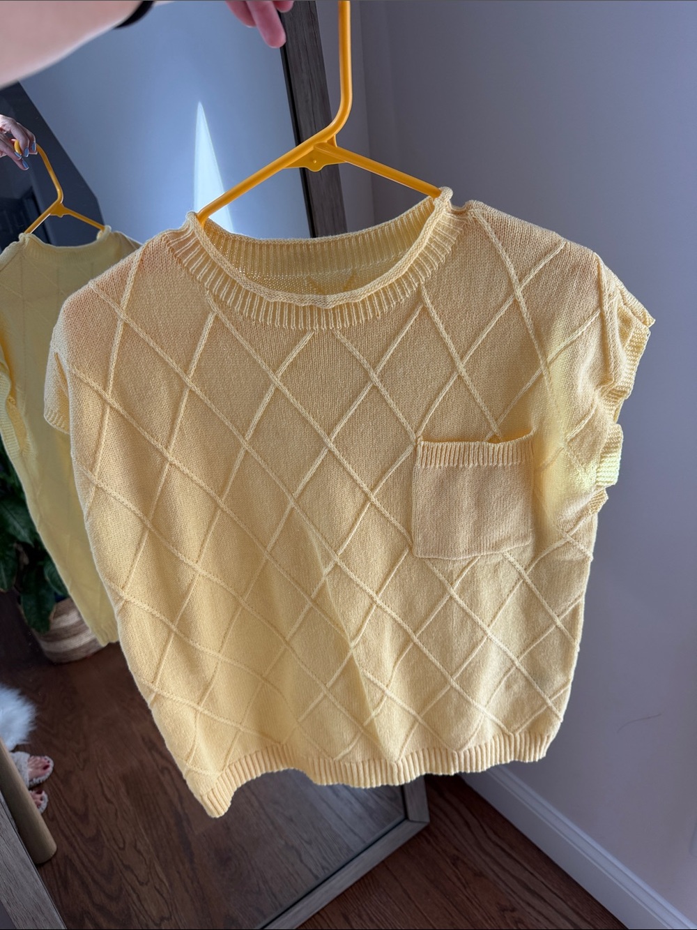 Yellow Short-Sleeve Diamond Knit Sweater with Pocket